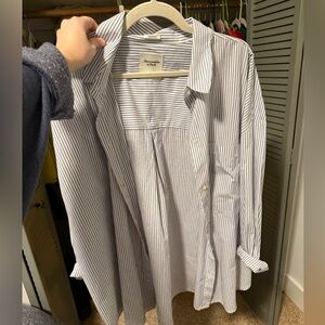 A&F oversized poplin shirt
